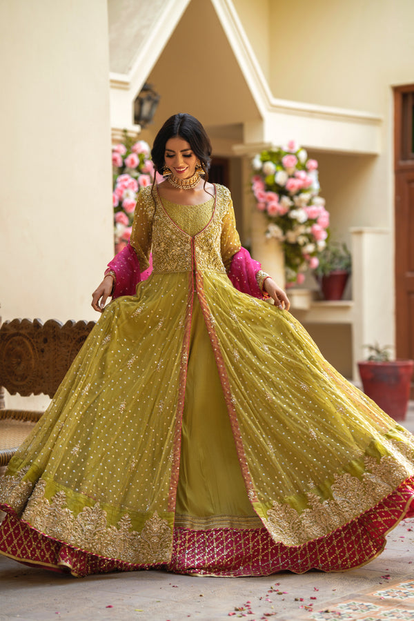 green and yellow mehndi dress Lehnga Dresses For Mehndi Yellow Mehndi Ceremony Dress For Bride Sikh Wedding Lehenga